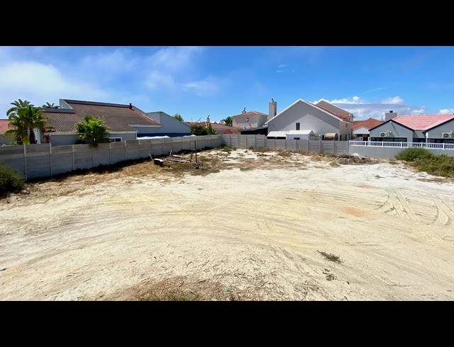 3 BEDROOM HOUSE FOR SALE IN PORT OWEN